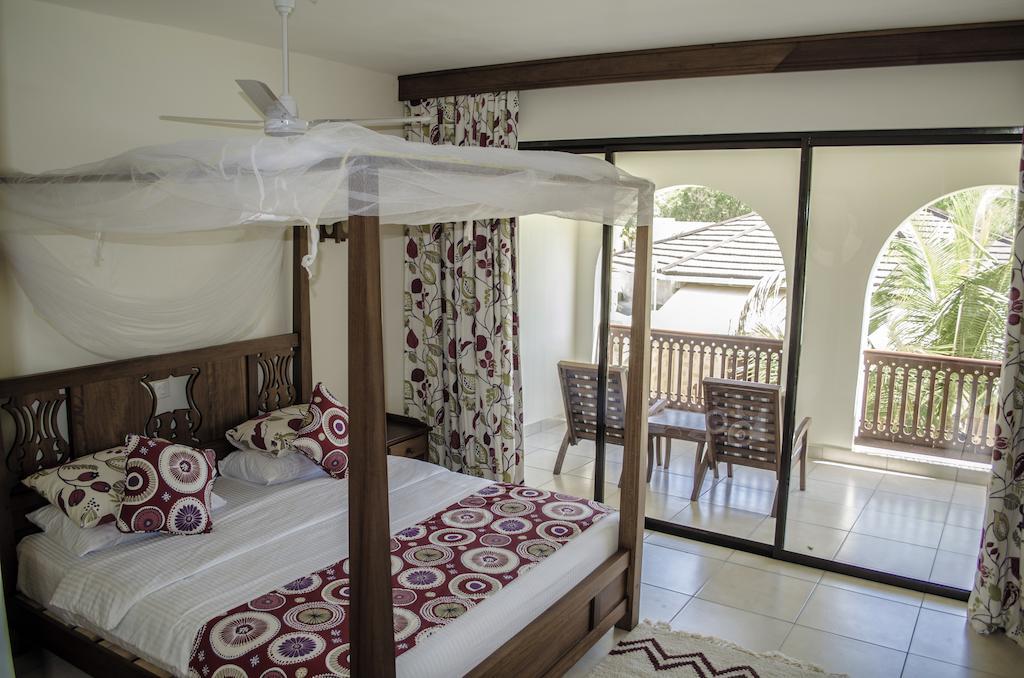 Lotfa Resort Diani Playa de Diani Exterior foto